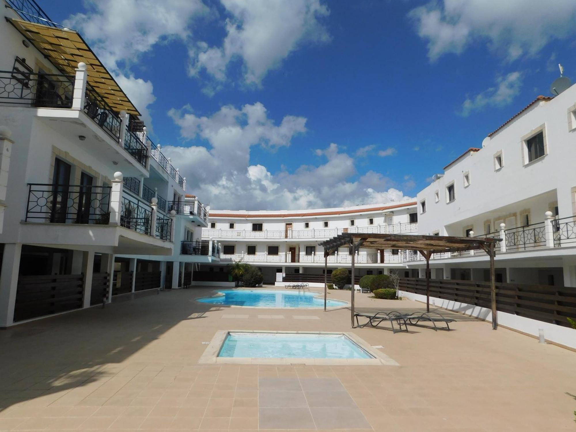 Paramount Gardens Resorts C202 Lárnaka Eksteriør bilde